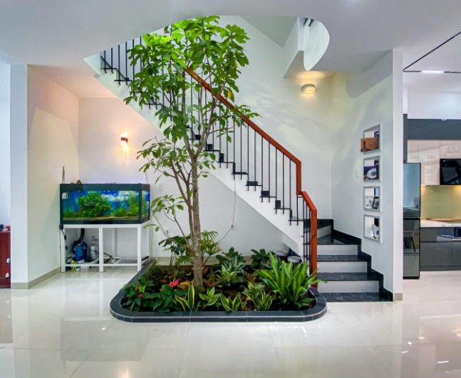 cau thang khong chua vat can