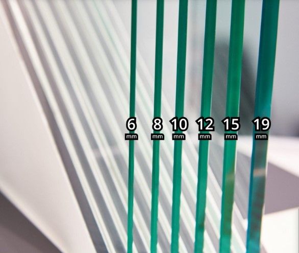 Cửa kính cường lực có bao nhiêu loại? Tìm hiểu ngay 6 do day cua kinh