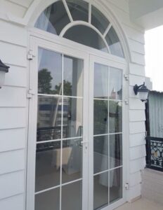 cua nhom nan trang tri cs10