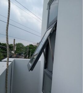 cua so mo hat 1 canh cs04