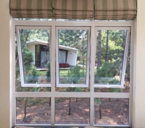 cua so mo hat 3 canh cs02