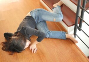 giam rui ro khi di cau thang