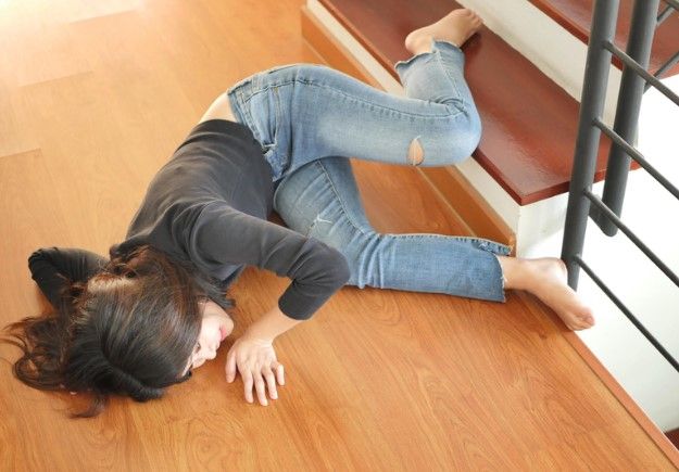 giam rui ro khi di cau thang