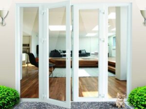 khung cua nhom co may mau